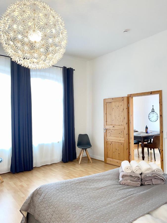 Charmante Ferienwohnung Mit Terrasse Im Herzen Von นอร์เดน ภายนอก รูปภาพ