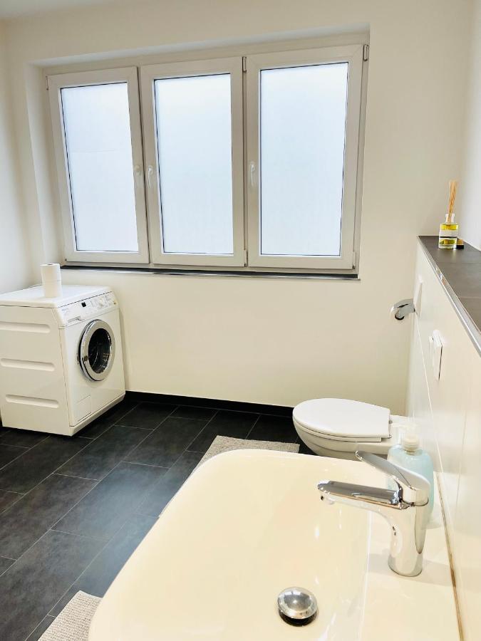 Charmante Ferienwohnung Mit Terrasse Im Herzen Von นอร์เดน ภายนอก รูปภาพ